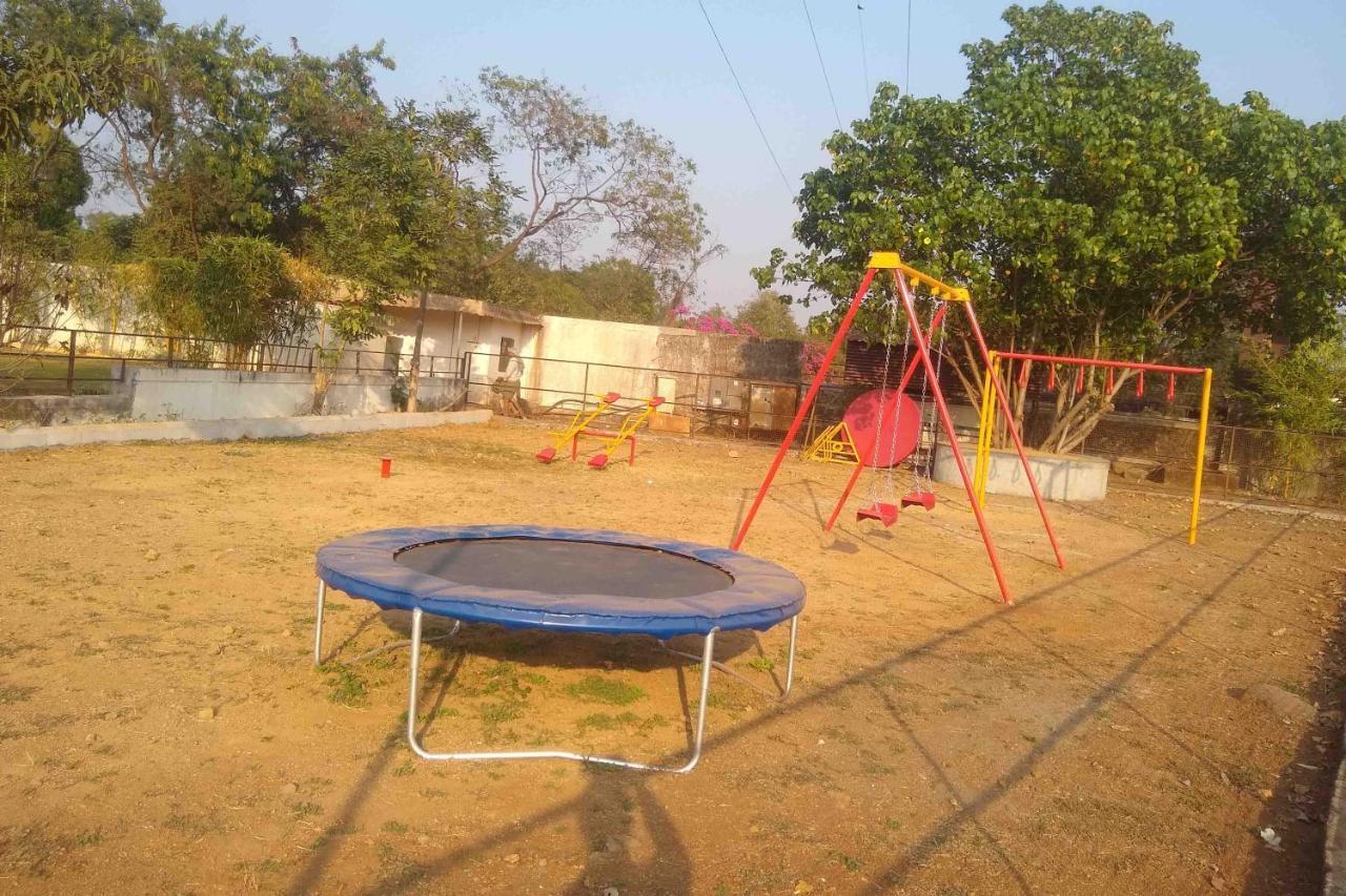 Parishreya Holiday Home Lonavala Eksteriør bilde