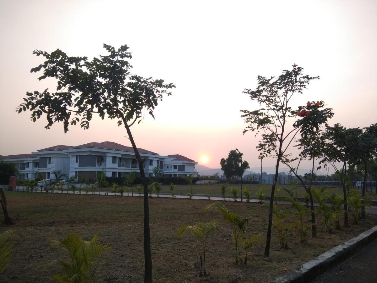 Parishreya Holiday Home Lonavala Eksteriør bilde